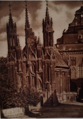 Pocztówka Wilno Kościół św. Anny ok. 1935 r. fot. Jan Bułhak